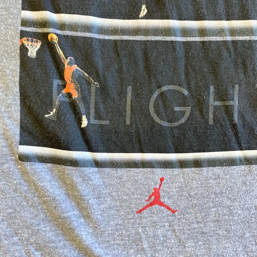 Jordan graphic logo T-shirt that out of the point size large past shipping_7
